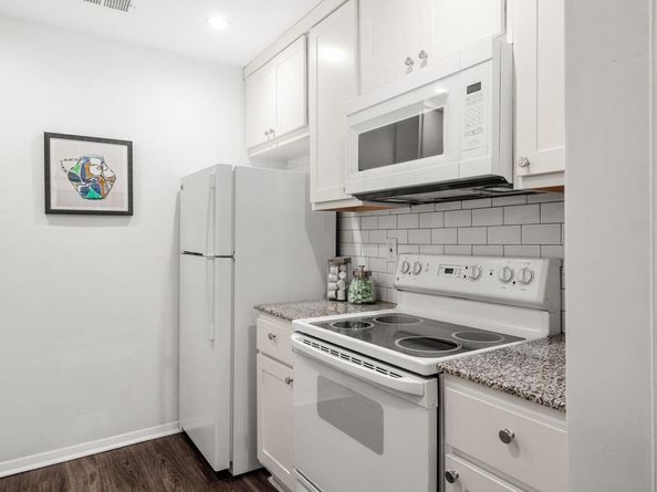 8210 Bent Tree RD 118, Austin TX 78759