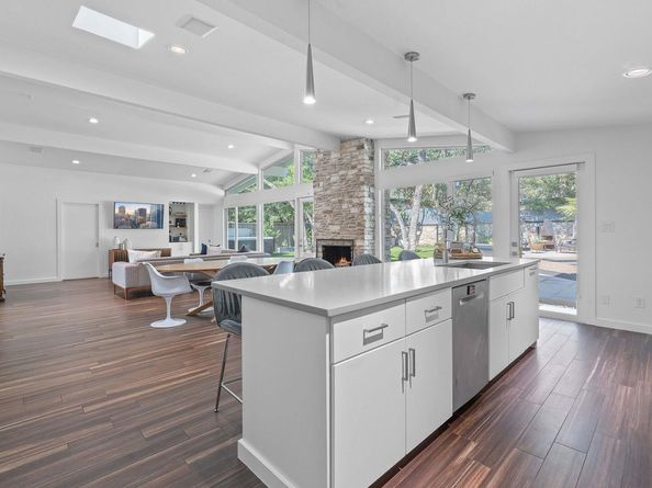 412 Ridgewood RD, West Lake Hills TX 78746