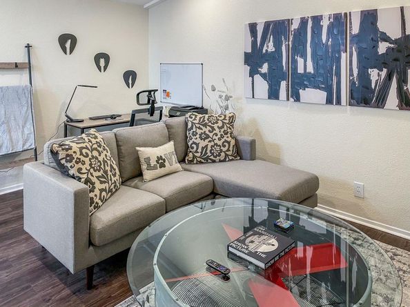 6100 Calmar CV, Austin TX 78721