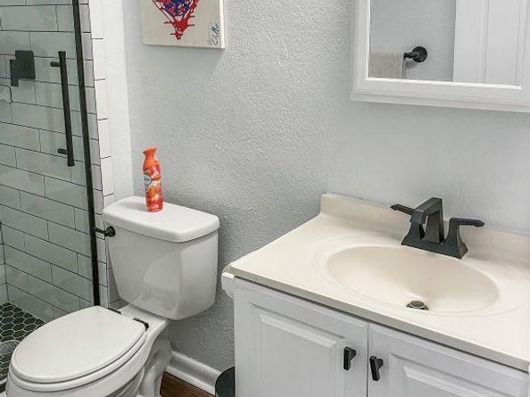 6100 Calmar CV, Austin TX 78721
