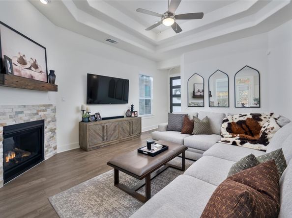 432 Cartwheel BND, Austin TX 78738