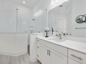 432 Cartwheel BND, Austin TX 78738