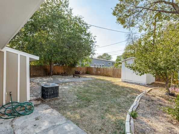 1118 Spur ST, Austin TX 78721