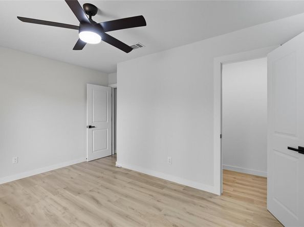 6106 Bridlington CIR, Austin TX 78745