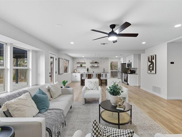 6106 Bridlington CIR, Austin TX 78745
