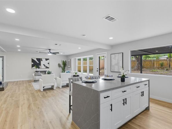 6106 Bridlington CIR, Austin TX 78745