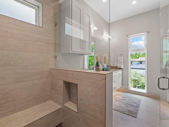 4525 Avenue H A, Austin TX 78751