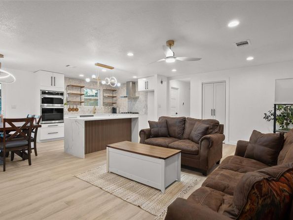 1508 Suffolk DR, Austin TX 78723