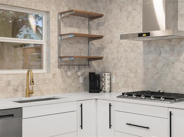 1508 Suffolk DR, Austin TX 78723