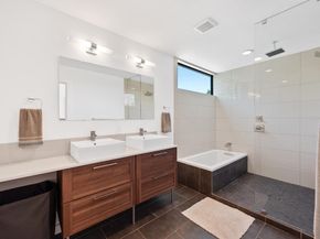 1005 Cardinal LN B, Austin TX 78704