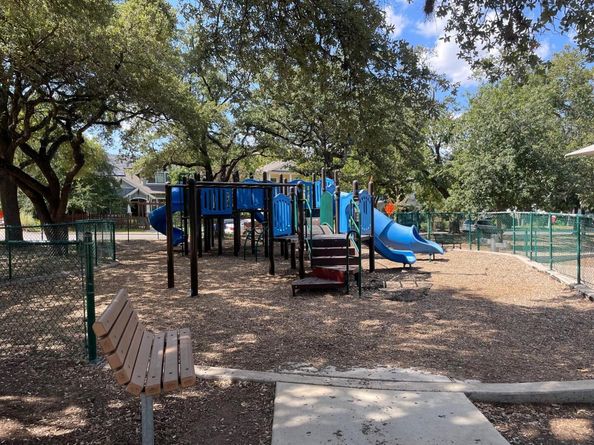705 E 50th ST, Austin TX 78751
