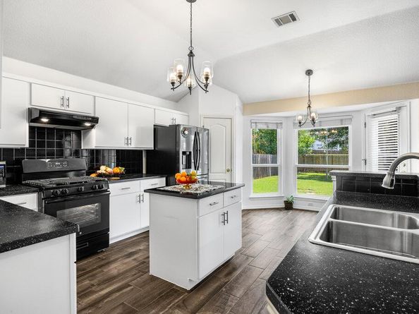 14811 Bescott DR, Austin TX 78728
