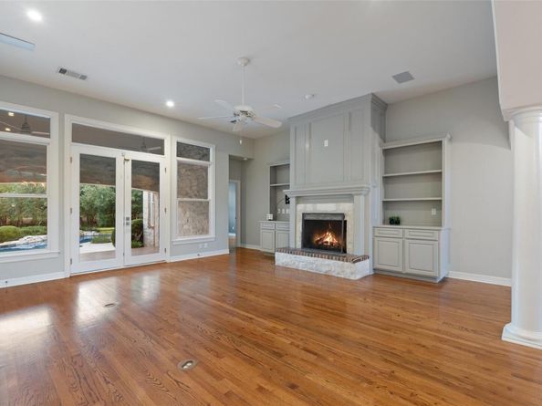 127 Roberts CIR, Georgetown TX 78633