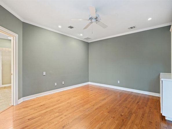 127 Roberts CIR, Georgetown TX 78633