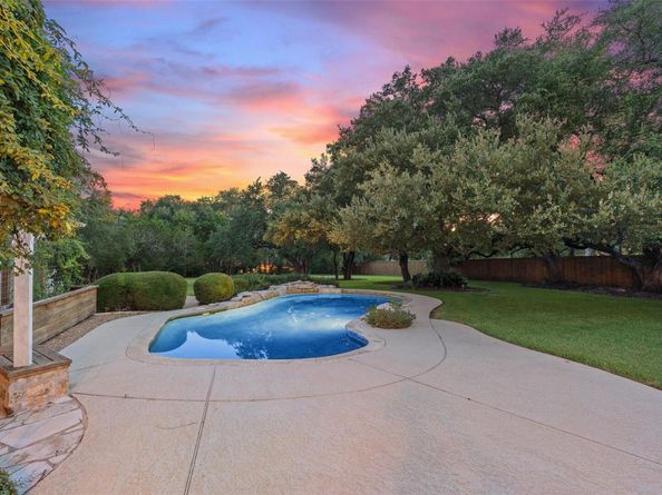 127 Roberts CIR, Georgetown TX 78633