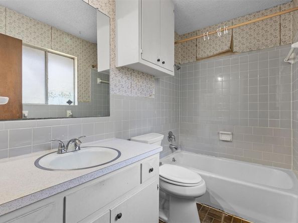 1431 Salem Meadow CIR, Austin TX 78745