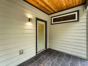 1126 Lott Ave B, Austin TX 78721