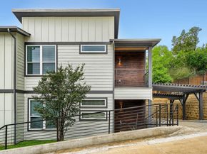 1126 Lott Ave B, Austin TX 78721