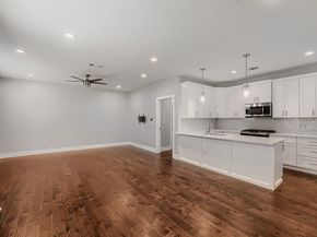 1126 Lott Ave B, Austin TX 78721