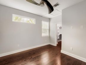 1126 Lott Ave B, Austin TX 78721