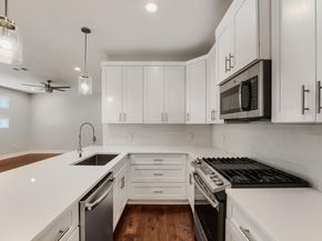 1126 Lott Ave B, Austin TX 78721