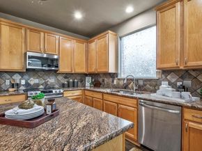 915 Mesquite Hollow PL, Round Rock TX 78665