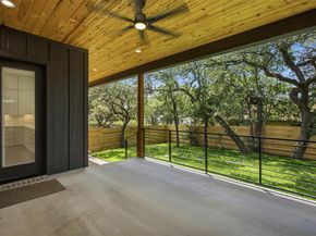 18303 Lake Oaks DR, Jonestown TX 78645