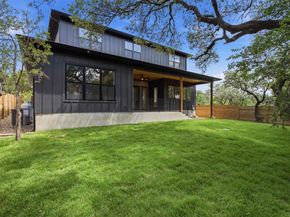 18303 Lake Oaks DR, Jonestown TX 78645