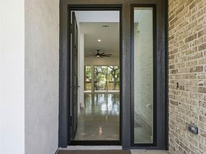 18303 Lake Oaks DR, Jonestown TX 78645