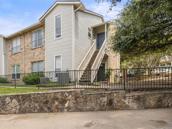 2450 Wickersham LN 302, Austin TX 78741