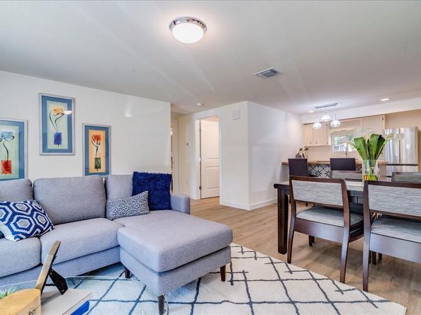 1120 Spur ST, Austin TX 78721