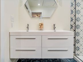 1120 Spur ST, Austin TX 78721