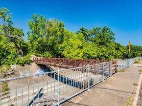 1120 Spur ST, Austin TX 78721
