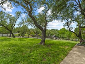 6947 Chinook DR, Austin TX 78736