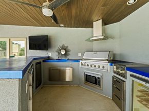 6947 Chinook DR, Austin TX 78736