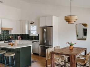 7902 Doncaster DR, Austin TX 78745