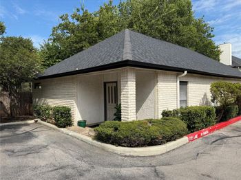 1307 KINNEY Ave