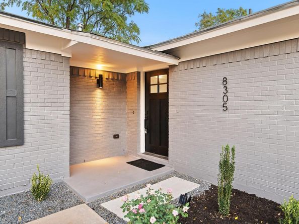 8305 Briarwood LN, Austin TX 78757