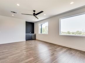 6217 Clovis ST A, Austin TX 78741