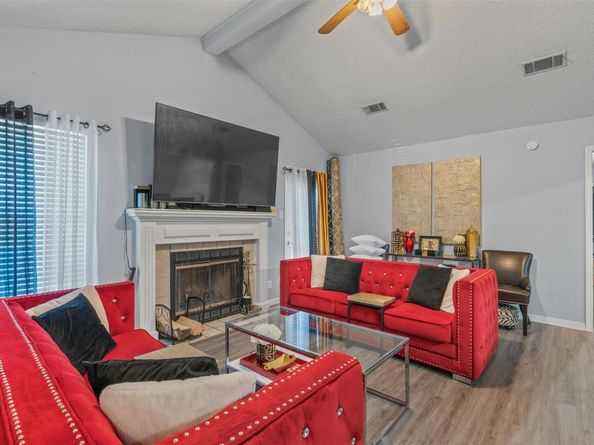 212 Tamara DR A & B, Georgetown TX 78628