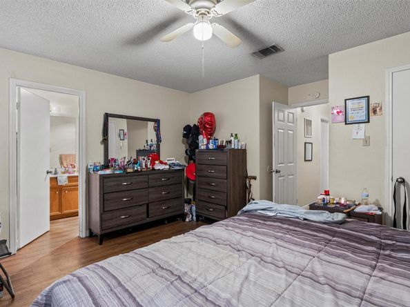 212 Tamara DR A & B, Georgetown TX 78628