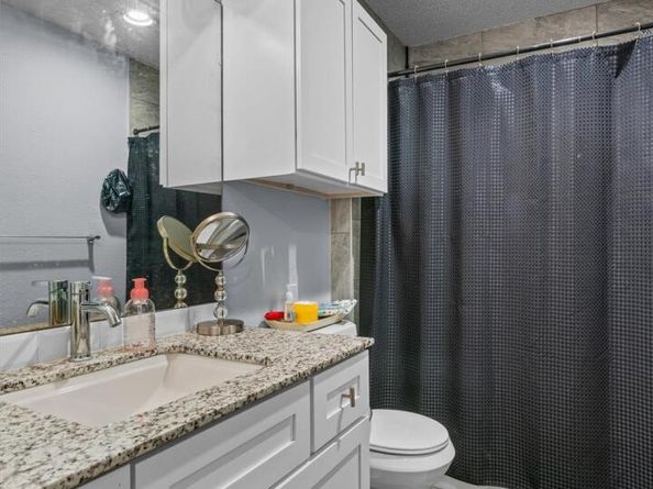 212 Tamara DR A & B, Georgetown TX 78628