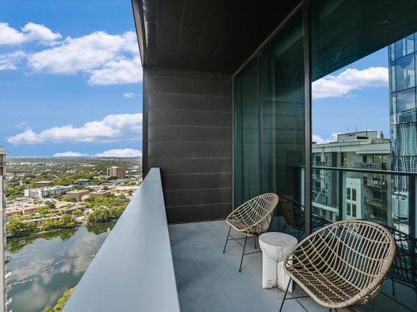 48 East Ave 3209, Austin TX 78701
