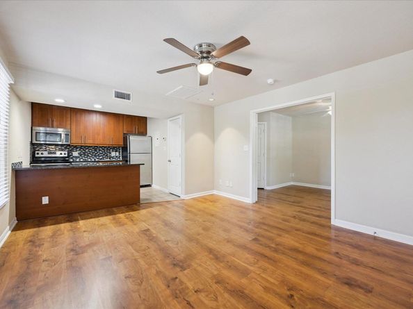 7685 Northcross DR 1024, Austin TX 78757