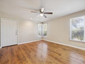 7685 Northcross DR 1024, Austin TX 78757