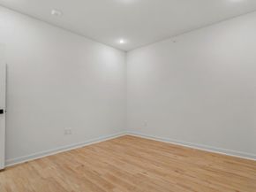 100 Mockingbird LN 205, Austin TX 78745