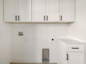 2611 Davis LN 2, Austin TX 78745