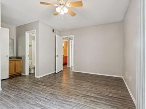 2124 Burton DR 203, Austin TX 78741