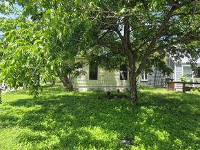 900 E 53rd ST, Austin TX 78751