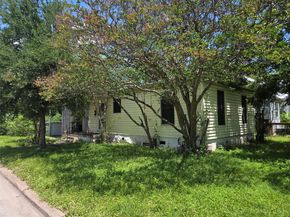 900 E 53rd ST, Austin TX 78751